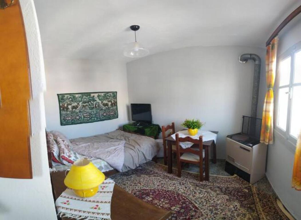 Close To The Ring Road-Aunt'S House Volos Luaran gambar